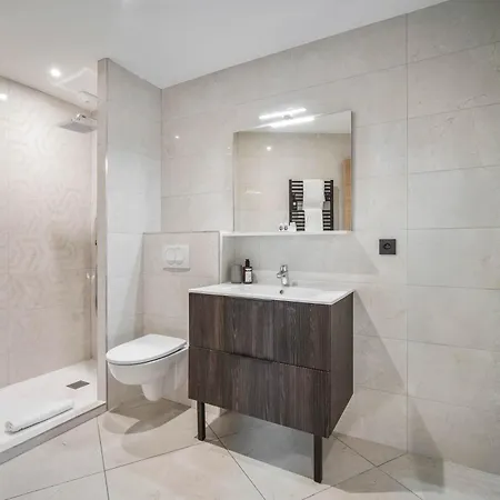 Exclusive Penthouse - Sauna, Ski-in Ski-out, Panoramic Views, Balcony شقة كورشوفيل
