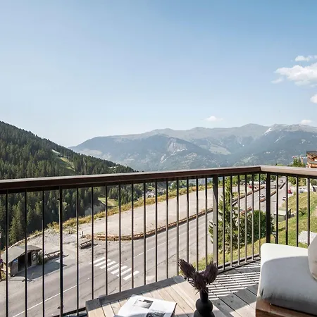 Exclusive Penthouse - Sauna, Ski-in Ski-out, Panoramic Views, Balcony شقة كورشوفيل