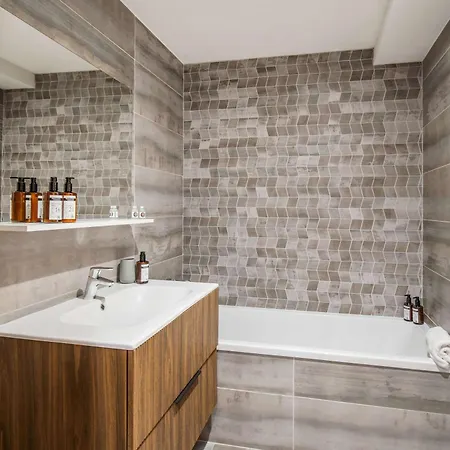 Exclusive Penthouse - Sauna, Ski-in Ski-out, Panoramic Views, Balcony كورشوفيل